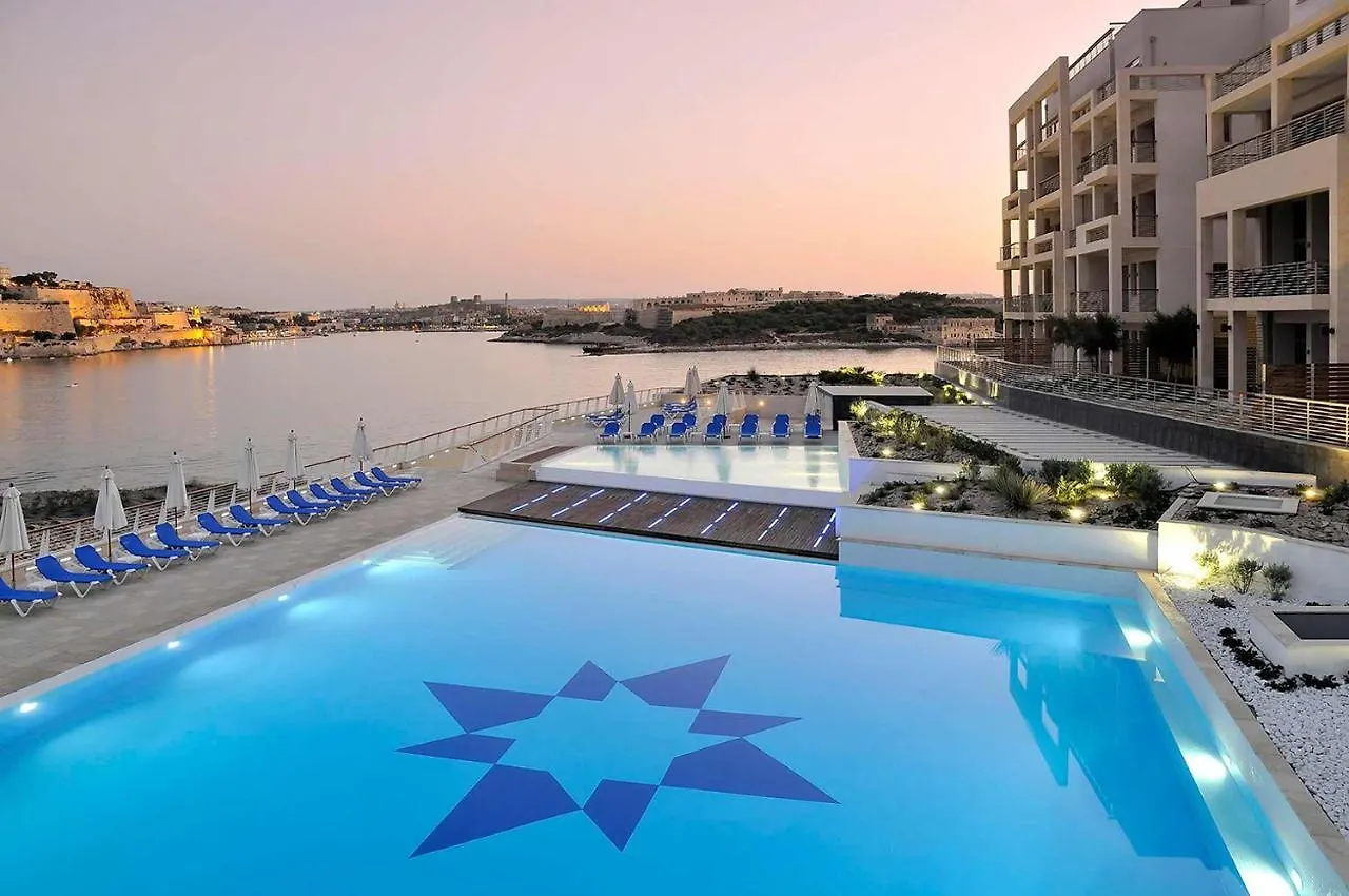 Super Luxury Apartment In Tigne Point, Amazing Sea Views Sliema