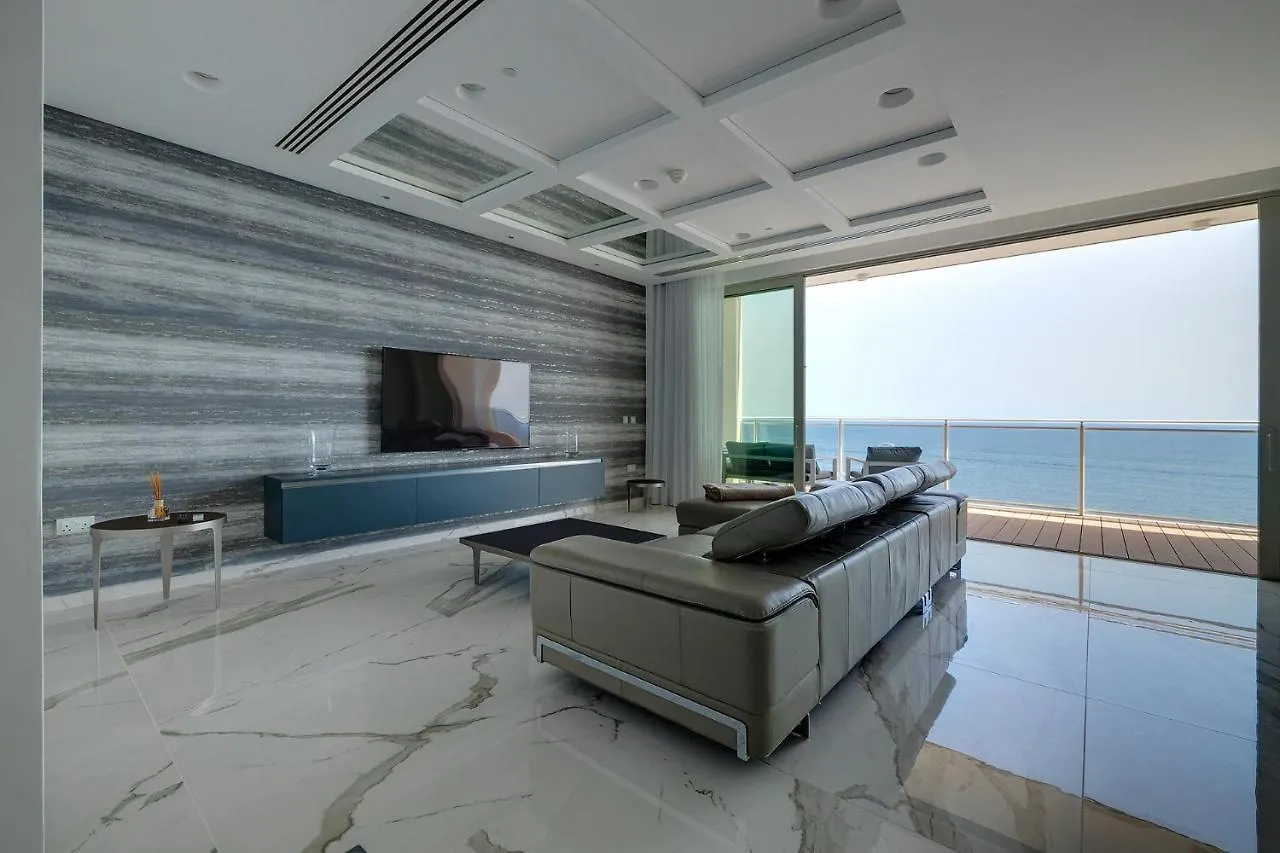 Super Luxury Apartment In Tigne Point, Amazing Sea Views Sliema Malta