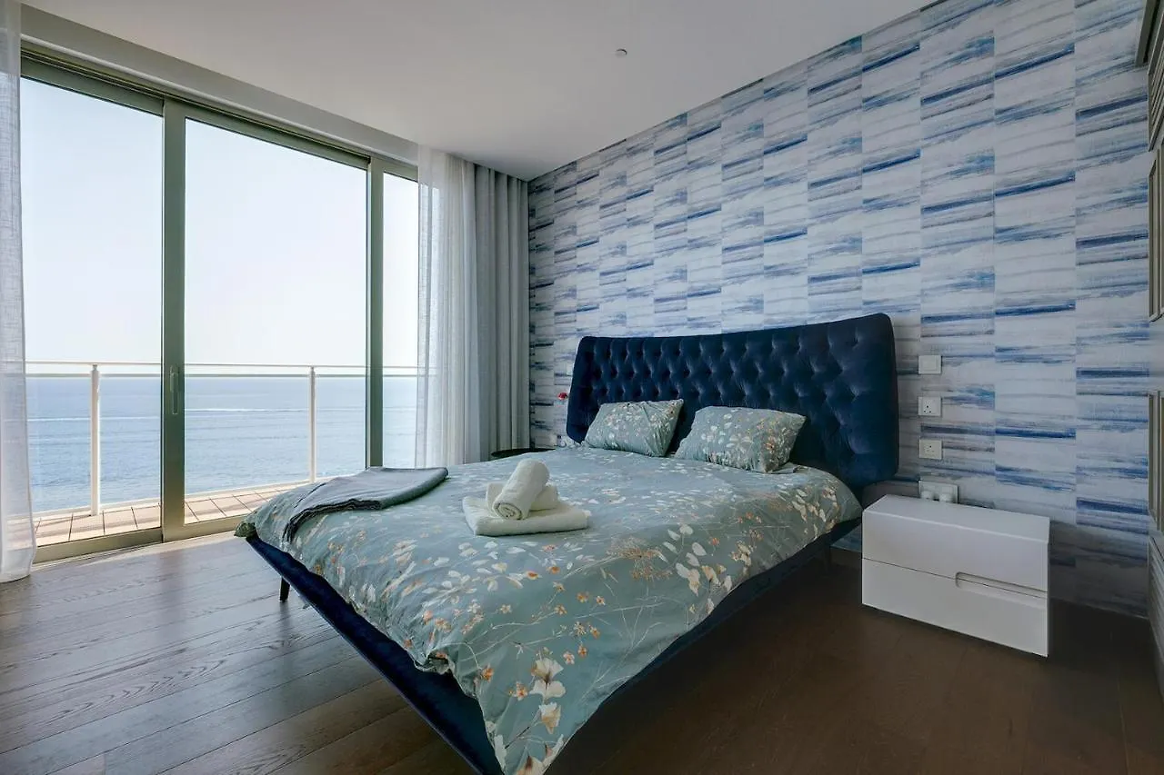 Super Luxury Apartment In Tigne Point, Amazing Sea Views Sliema