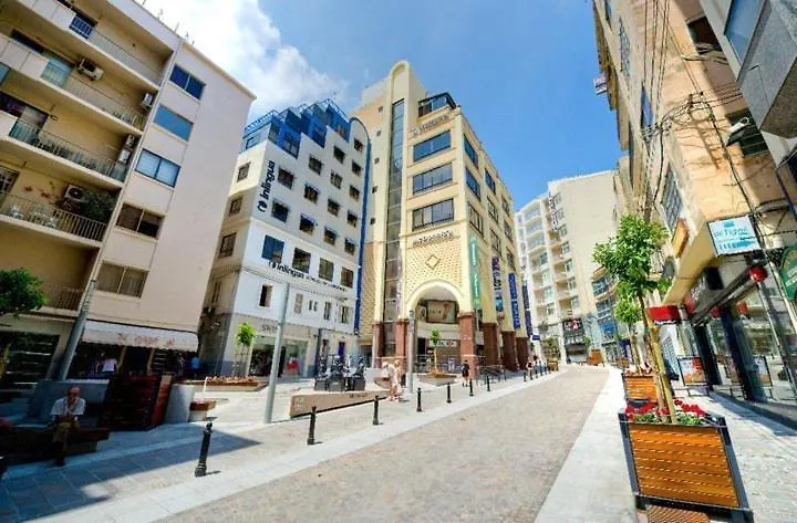 Super Luxury Apartment In Tigne Point, Amazing Sea Views Sliema