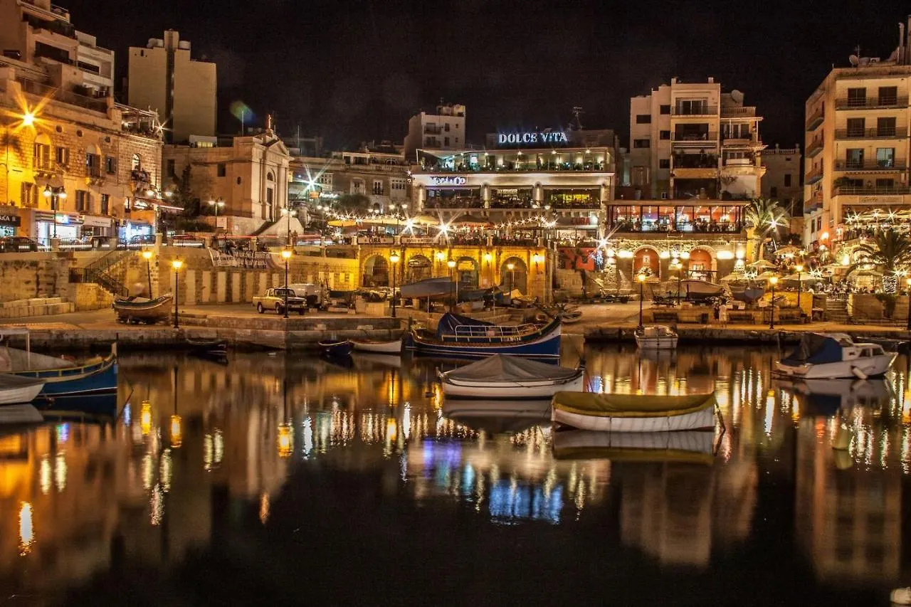 Super Luxury Apartment In Tigne Point, Amazing Sea Views Sliema