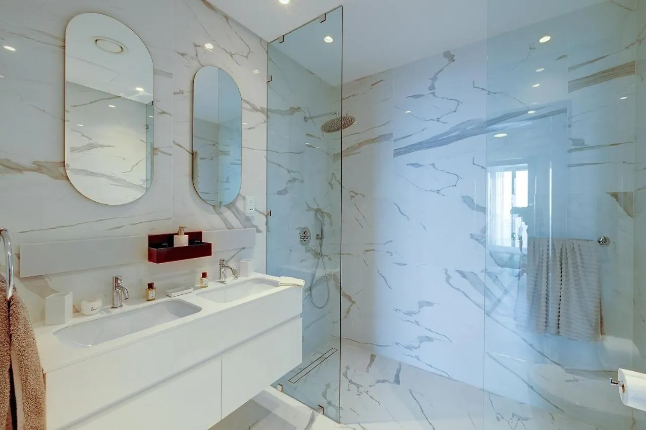 Super Luxury Apartment In Tigne Point, Amazing Sea Views Sliema