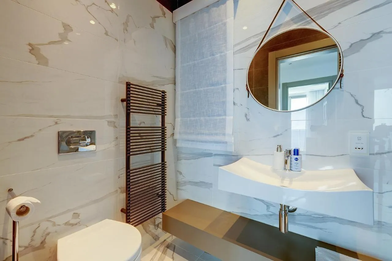 Super Luxury Apartment In Tigne Point, Amazing Sea Views Sliema Malta