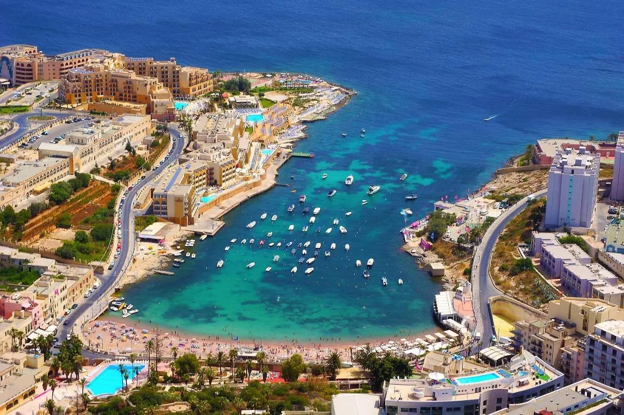 Super Luxury Apartment In Tigne Point, Amazing Sea Views Sliema